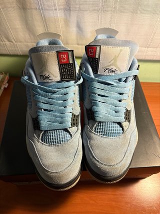 Jordan 4 University Blue