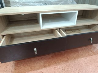Mesa TV con cajones y estantes