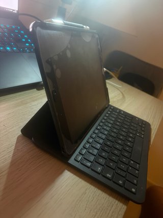 iPad 9ª Gen 64GB + Funda Teclado + Lápiz