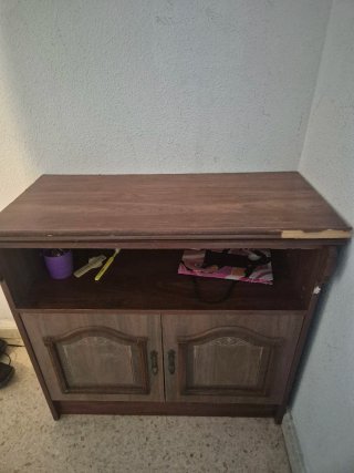 Zapatero de madera elegante