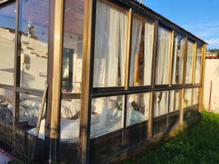 Estructura de aluminio y cristal para galería