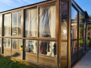 Estructura de aluminio y cristal para galería