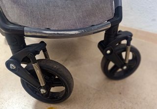 Carrito Bebé UGO 2 Piezas (Capazo + Silla)