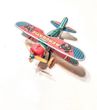 Avión Biplano Acrobático Oso Hojalata