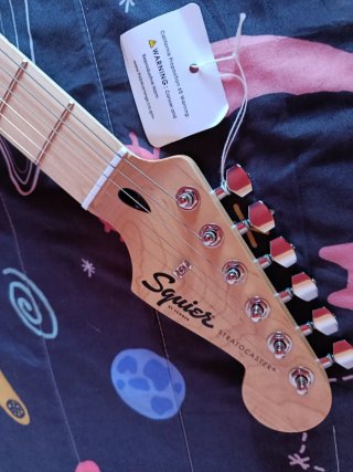 Guitarra Eléctrica Squier Sonic Stratocaster