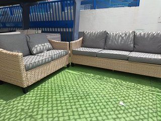 Conjunto Ratan Sanstar Sofa 3+2