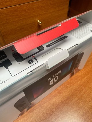 Caja Nintendo Switch V1
