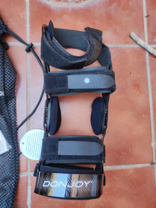 Rodillera Donjoy Fullforce Fourcepoint Izquierda M
