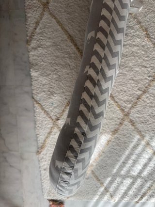 Nido reductor bebé gris chevron
