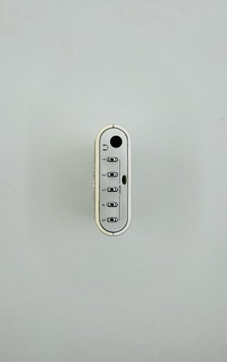 Radio Sangean DT-120 V1 (Sólo 1 batería AAA) AM/FM