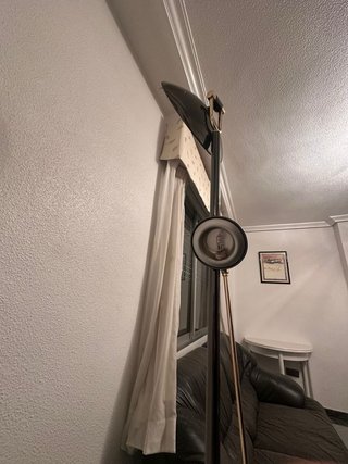Lámpara de pie auxiliar