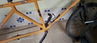 Bicicleta tándem naranja