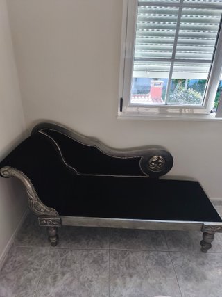 Diván Clásico Negro y Plateado