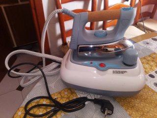 Plancha eléctrica sin usar