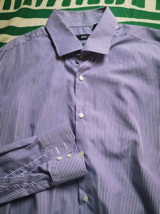 Camisa Hugo Boss Rayas Moradas Talla 46