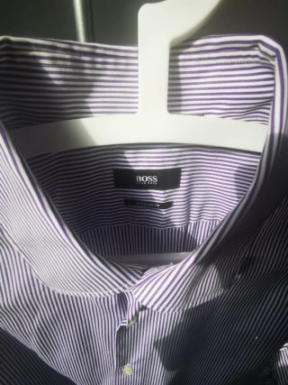 Camisa Hugo Boss Rayas Moradas Talla 46