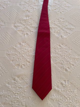 Corbata granate nueva