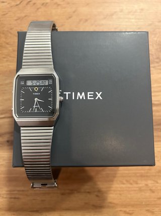 Reloj Timex Q 1982 Anadigi Negro y Plateado