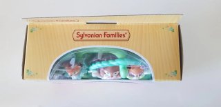 Epoch Sylvanian Families Ciervos Bebé Columpio
