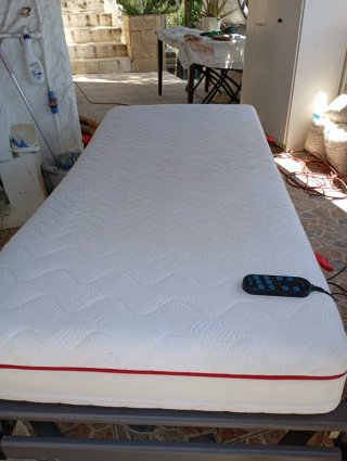 Cama eléctrica con colchón