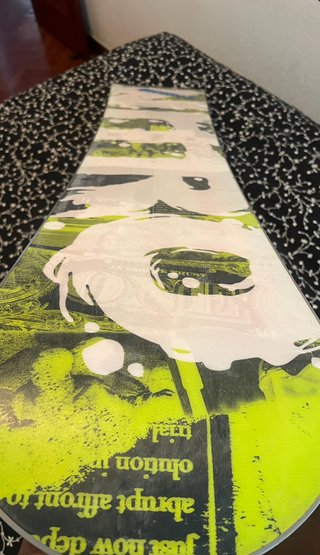 Tabla Snowboard Nitro Swindle 152cm + Fijaciones