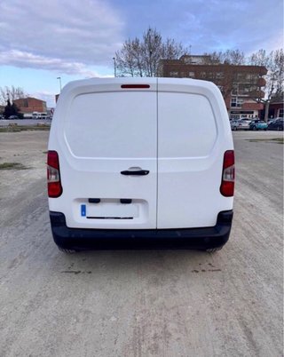 Peugeot Partner 2021
