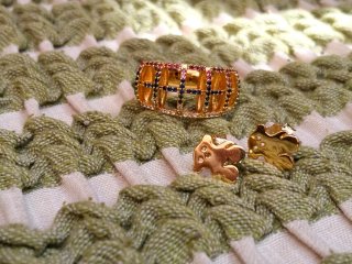 Conjunto Tous anillo y pendientes