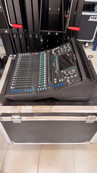 Mesa Digital Allen & Heath SQ5 Nueva
