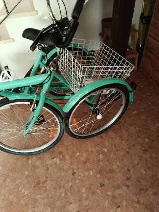 Triciclo plegable TOTALMENTE NUEVO