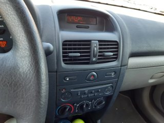 Renault Clio 2003