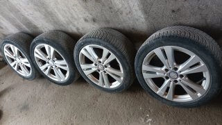 Llantas Mercedes con neumáticos