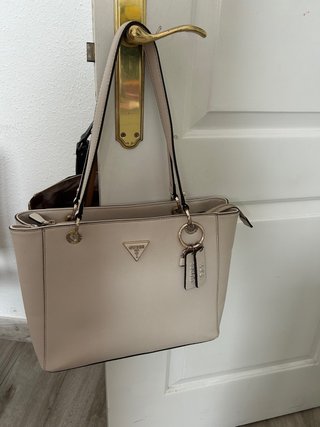 Bolso Guess Beige