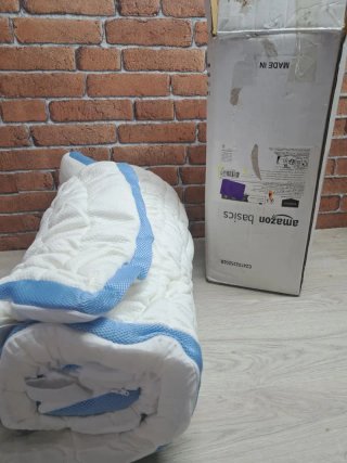 Amazon Basics Topper in Morbida Schiuma
