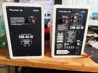 PIONEER DM-40-W  DJ (532)altavoces, leer