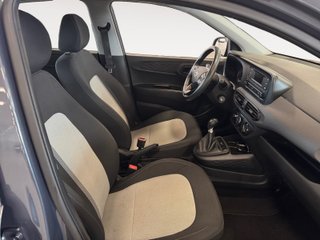 Hyundai i10 2021