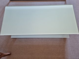Mesa/Carro TV con ruedas - Como nuevo