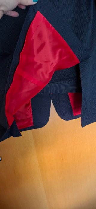 Traje Carolina Herrera Talla 38 Negro/Rojo
