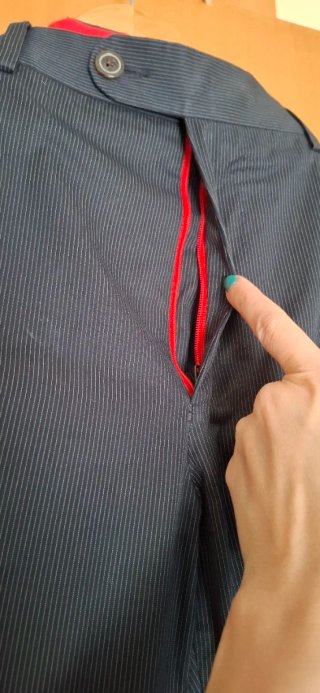 Traje Carolina Herrera Talla 38 Negro/Rojo