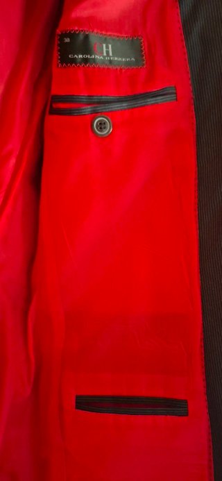 Traje Carolina Herrera Talla 38 Negro/Rojo