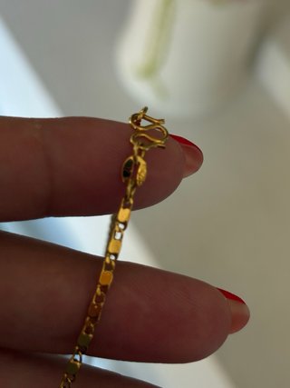 Cadena dorada