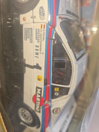 Maqueta Lancia 037 Rally 1:18 Kyosho