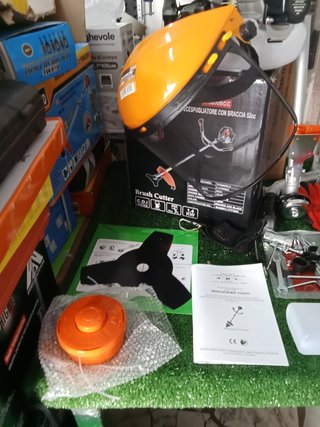 Decespugliatore 52cc AMC con casco