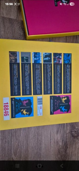 Caja de Lujo El Último de la Fila con Cds