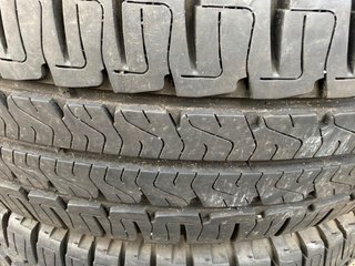 Neumáticos Michelin 225/75/16 CP 116Q