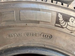 Neumáticos Michelin 225/75/16 CP 116Q