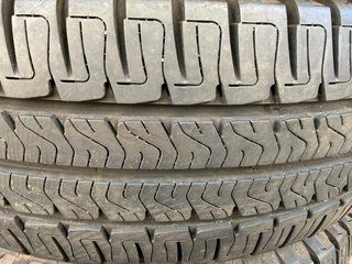 Neumáticos Michelin 225/75/16 CP 116Q