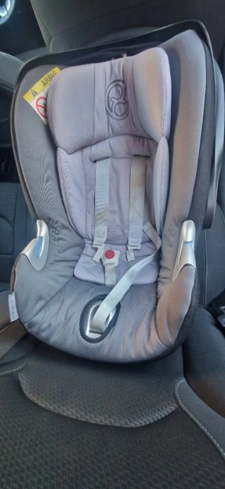 Silla de coche Cybex Aton Q con base Isofix