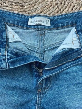 Pantalón corto Stradivarius