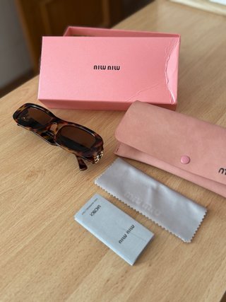 Gafas de sol Miu Miu marrones