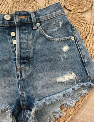 Pantalón corto vaquero Mango